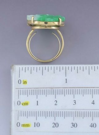 Fabulous VTG Signed Ming ' s 14k Yellow Gold Hand Carved Jadeite Jade Ring 7