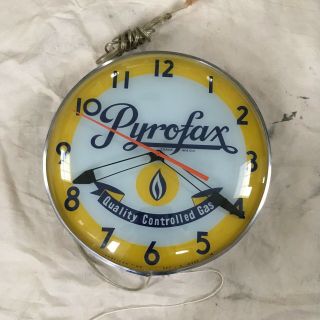 Vintage Pyrofax Gas Advertising Clock / Gas Oil / Soda / Not Pam / Glass Face