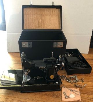 Vintage Singer Featherweight 3 - 110 Sewing Machine Foot Pedal Portable 221