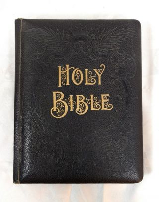 Vintage Holy Bible King James Large A.  J.  Holman Company Philadelphia