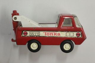 Vintage Tonka Tow Truck Red Decent Shape Metal