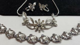 Vintage Silver Krementz Rhinestone Flower Necklace Bracelet Earring Demi Set