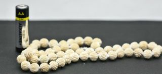 Delicate Vintage Chinese Hand Carved Buffalo Bones Rosette Necklace Circa 1930s 3