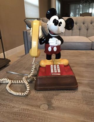 Vintage 1976 Disney Mickey Mouse Push Button Landline Telephone