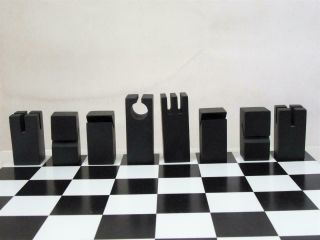 VINTAGE MODERN DESIGN CHESS SET ENGLISH BY HABITAT AND ORIG BOARD 4