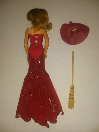 Bewitched Samantha Doll With Dress,  Hat & Shoes 1965 Ideal Toy Corp 2