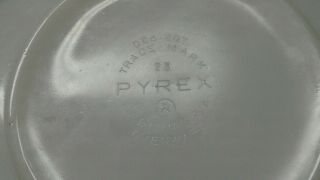 Pyrex Rare Snowflake Garland Ovenware 024 2 Qt Casserole Baking Dish With Lid 9