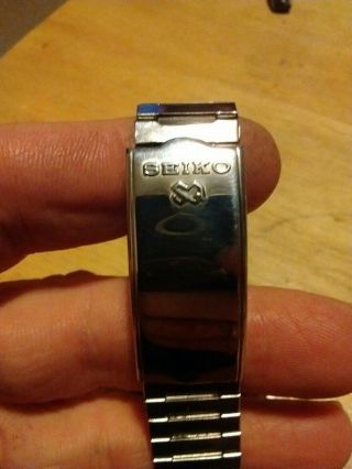 Vintage Seiko 8223 - 7070 Day Date Men ' s Watch,  running 8223A Movement w/new Bat H 7