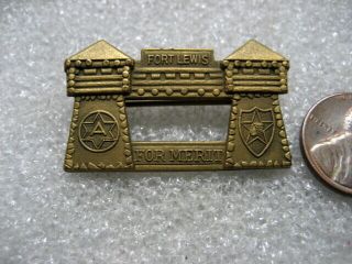 . Us Army Badge Fort Lewis For Merit Ww2