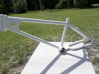 vintage Mongoose BMX Frame motomag old school 2