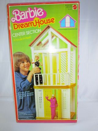 Vintage Barbie Dream House Center Section A Frame 1980