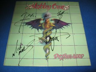 MOTLEY CRUE - DR.  FEELGOOD LP (ULTRA RARE AUTOGRAPHED BY THE ENTIRE BAND) 3