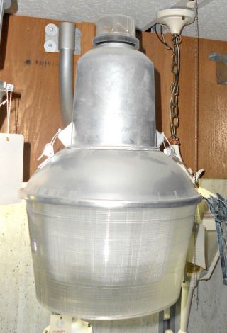 Dusk To Dawn Barn Light 175w 120v Mercury Vapor Lamp Vintage Norelco Philips