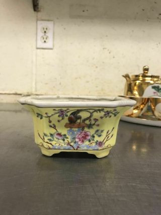 Chinese Antique Famille Rose Porcelain Small Flower Pot