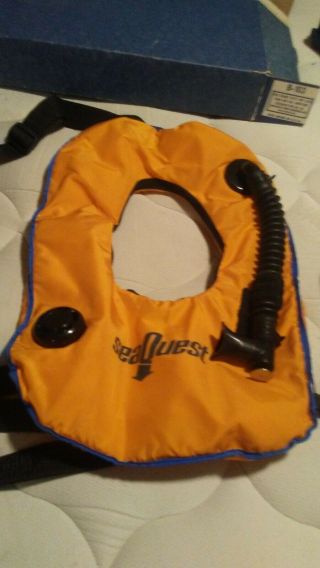 Vintage Sea Quest Yellow Scuba Diving Snorkeling Inflatable Buoyancy Vest