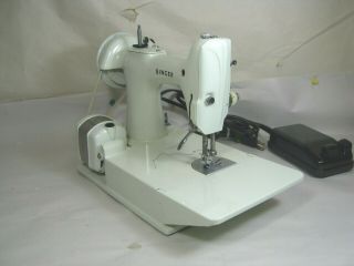 Vintage 221K Featherweight Singer Sewing Machine w/Case & Box 9