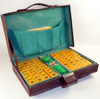 Antique Mahjong Set Mah Jong Jongg Two Tone Wafer Bakelite Tiles & Leather Case