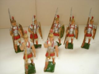 VINTAGE LEAD ROMAN SOLDIERS,  BEAR,  DOG 2 HORSEMEN.  15 Characters in total. 9