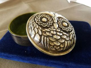 Vintage Reed & Barton Silversmith Owl Jewelry Powder Box.  Velvet Lined Silver