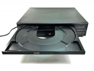 VTG Pioneer LD - 838D Laservision Laser Disc Player & 2