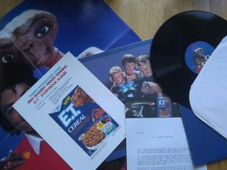 Vtg E.  T.  / Michael Jackson 1982 Rare Retail Movie Promo Package Lp Poster Book,