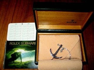 Rolex 1997 Vintage Submariner Box,  Booklets And Anchor W/chain