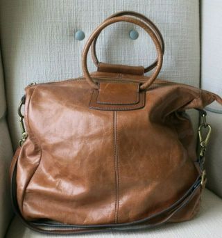 Hobo Sheila Oversized Crossbody Bag Vintage Leather $298 Cognac Tan