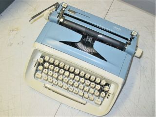 Vintage Royal Safari Portable Typewriter Mid Century Modern & 2