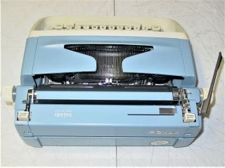 Vintage Royal Safari Portable Typewriter Mid Century Modern & 7