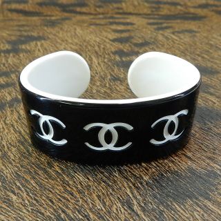 Chanel Plastic Cc Logos Black & White Vintage Bracelet Bangle 4414a Rise - On