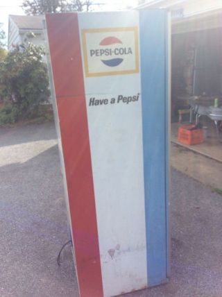 Vintage 1960 - 1970 Pepsi Vending Machine sign lights up coatesville Pa seeburg Co 9