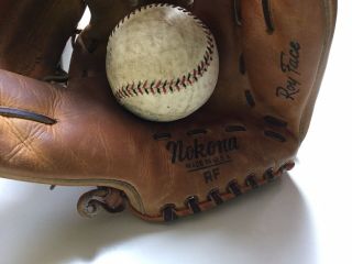 Vintage Nokona Baseball Glove Field Rite Pro Line Roy Face.  Ball Not. 3