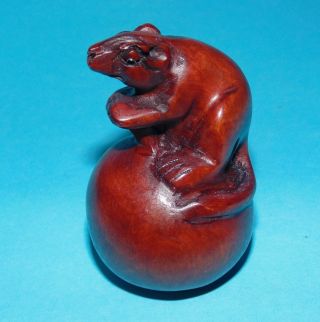 Oriental Japanese Rat Sitting On Fruit Netsuke (7512)