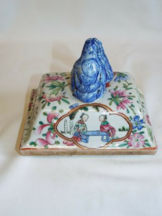 Large antique Chinese porcelain Famille Rose vase cover. 4