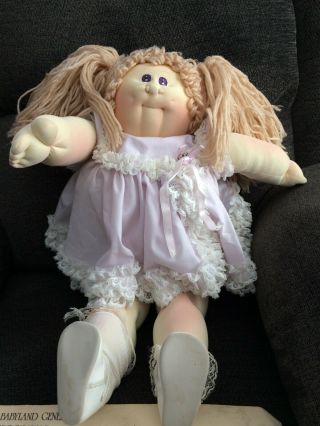 Vintage " Champagne 1983 Edition " Cabbage Patch Kids Madeira Doll With Papers