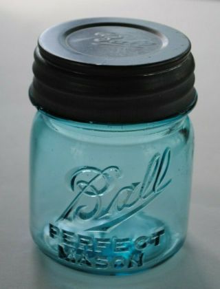 Vintage 1915 1923 Ball Perfect Mason Blue 1/2 Half Pint Canning Jar & Cap 5