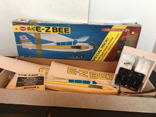 Vintage Cox 55 " Rc E - Z Bee Ii Airplane W Transmitter.  049 Babe Bee Engine 1988