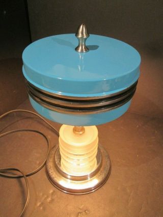 VINTAGE RETRO ART DECO ERA ELECTRIC TABLE LAMP MID CENTURY MODERN W/ METAL SHADE 2