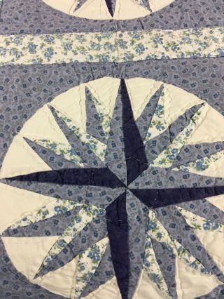 BLUE & WHITE VINTAGE HAND CRAFTED HAND QUILTED MARINERS COMPASS QUILT 81 