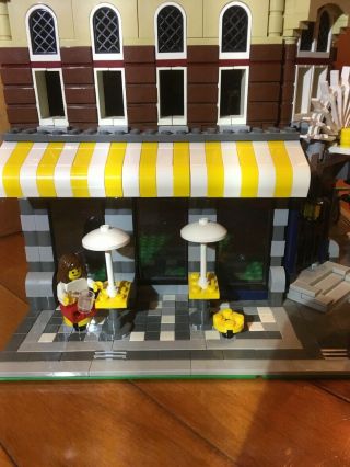 LEGO Café Corner - 10182,  PRE - ASSEMBLED,  RARE RETIRED SET 3