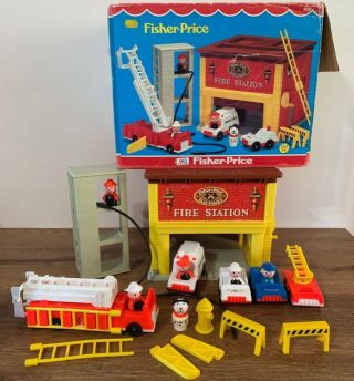 Vintage Fisher Price Little People Fire Station 100 Complete,  Box,  Extra 