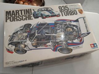 Tamiya Vintage Martini Porsche 935 Turbo Model Kit