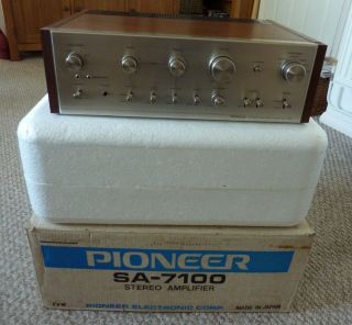 Pioneer Amplifier Sa - 7100 Stereo Integrated Amp 1970 Vintage Book Shelf Amp