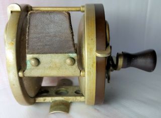 Vintage E.  Vom Hofe Universal Star 621 3 - 0 Size Antique Fishing Reel Thumb Drag 7