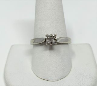 10k White Gold And.  25ctw Diamond Vintage Keepsake Engagement Ring Size 10