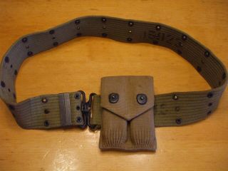 Vintage Us Army 5923 Utility Belt With One Ammo Pouch & Two Clips,  Circa 1940 
