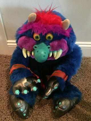 1986 My Pet Monster - Shape With Handcuffs
