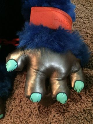 1986 My Pet Monster - Shape With Handcuffs 3
