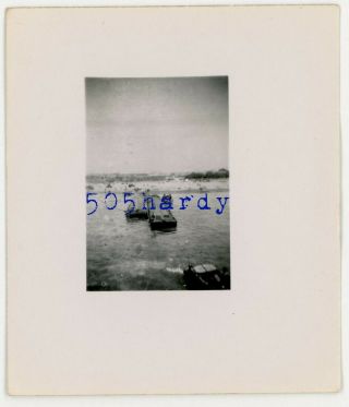 Wwii Us Gi Photo - Great Overall View Of Two Floating Barges On Salerno Beach