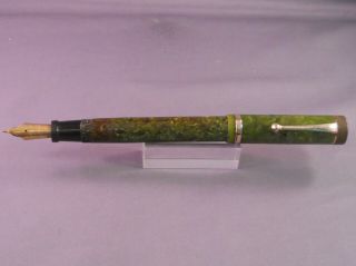 Parker Vintage Duofold Senior Jade Green Fountain Pen - - extra - fine nib 2